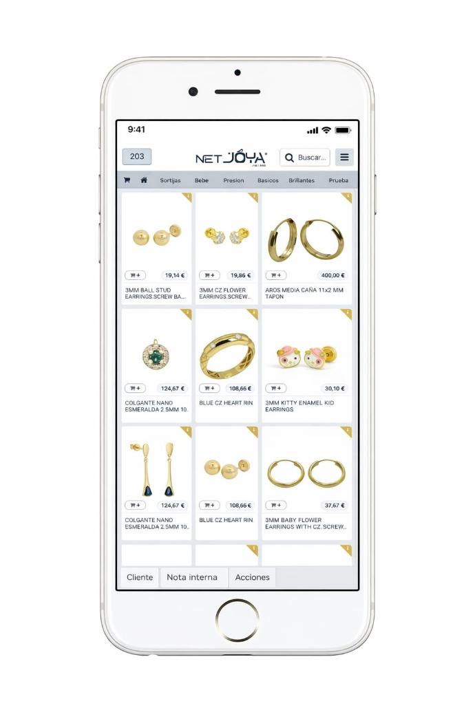 Catálogo digital de joyería consultado desde el móvil por comercial